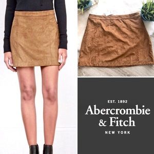 ABERCROMBIE & FITCH Faux Suede Mini Skirt - 10